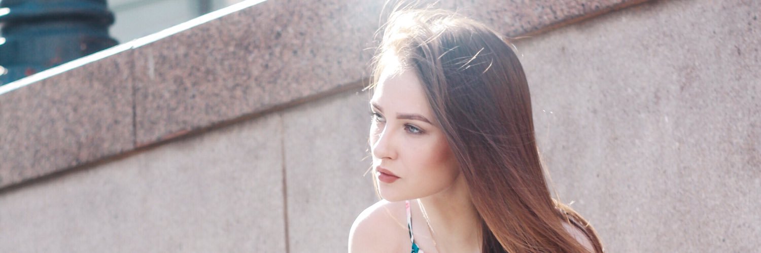 JuliaSpinu's profile banner image