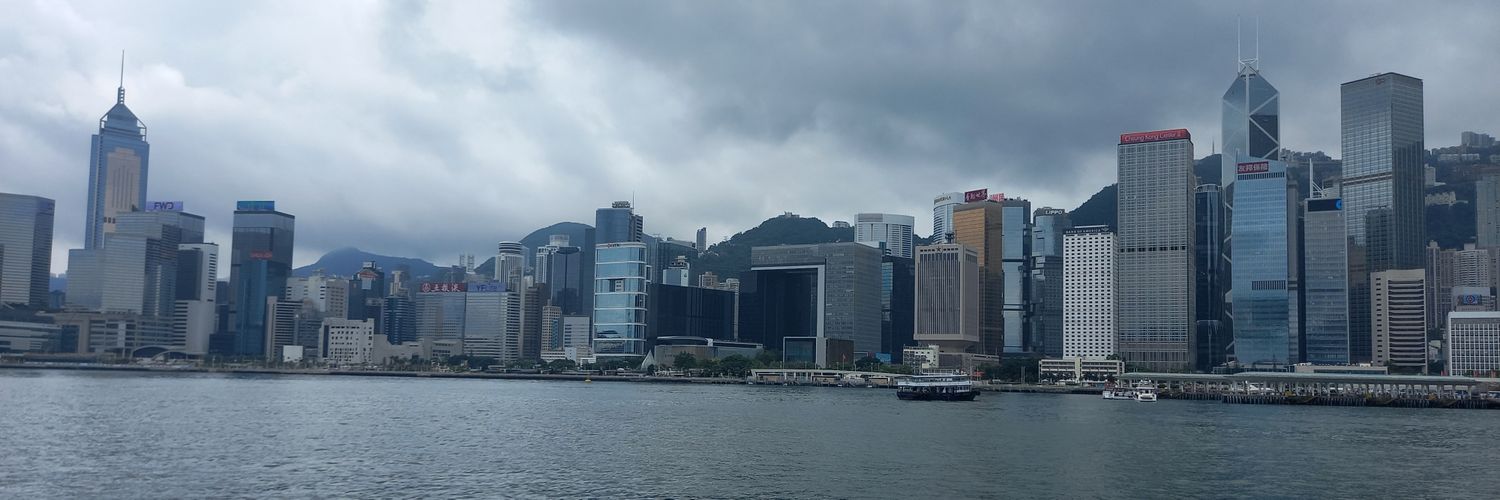 Hugo Martínez banner