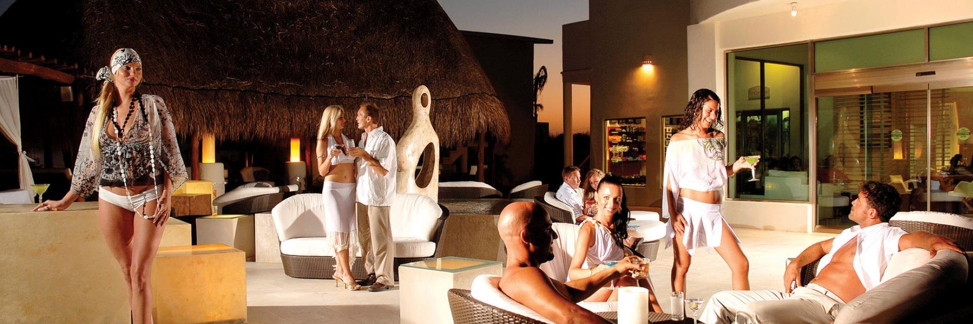 Erostravel's profile banner image