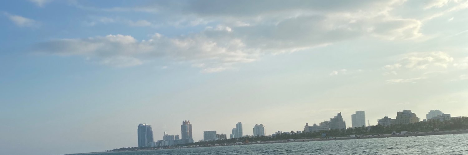 _iamceecee's profile banner image