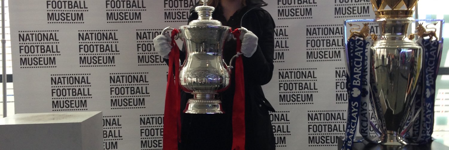 daisnunn's profile banner image
