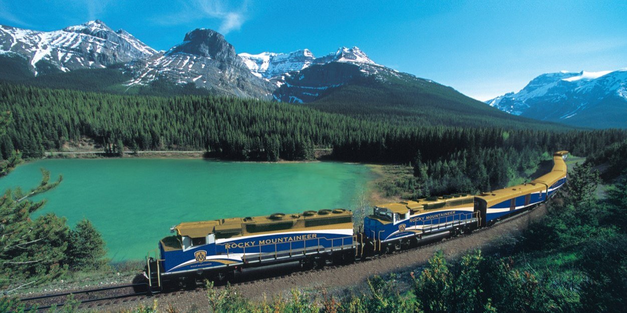 Tom Sweeney Travel Writer banner