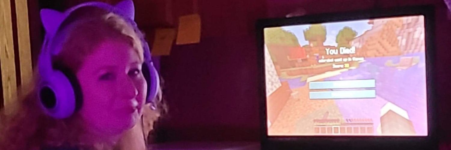 adora_bol's profile banner image