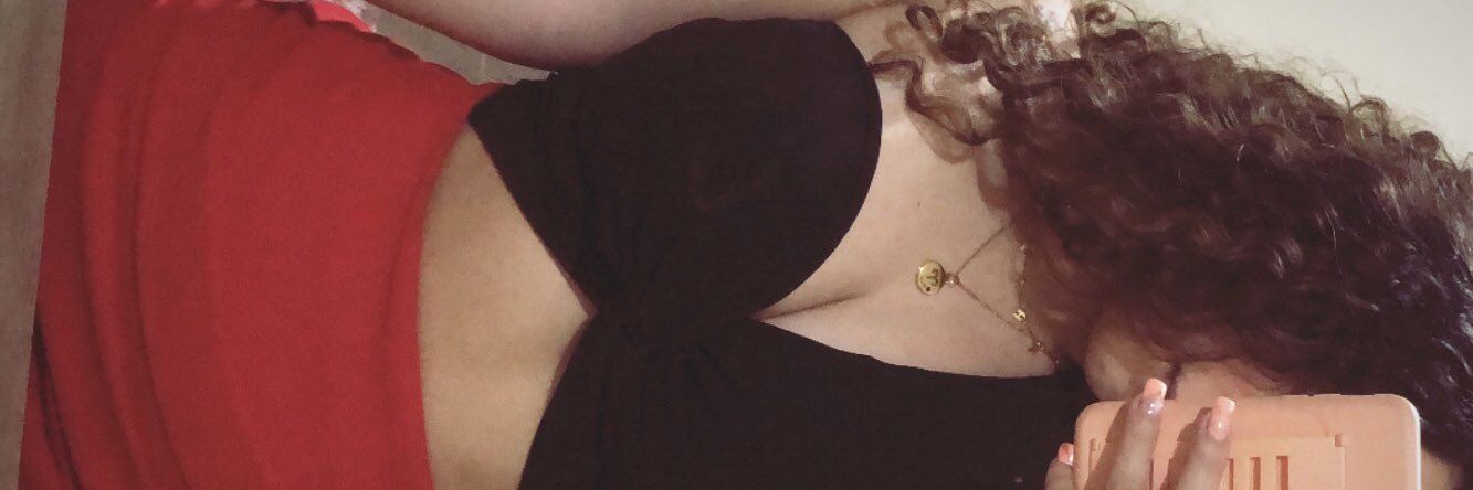 __thaynah's profile banner image