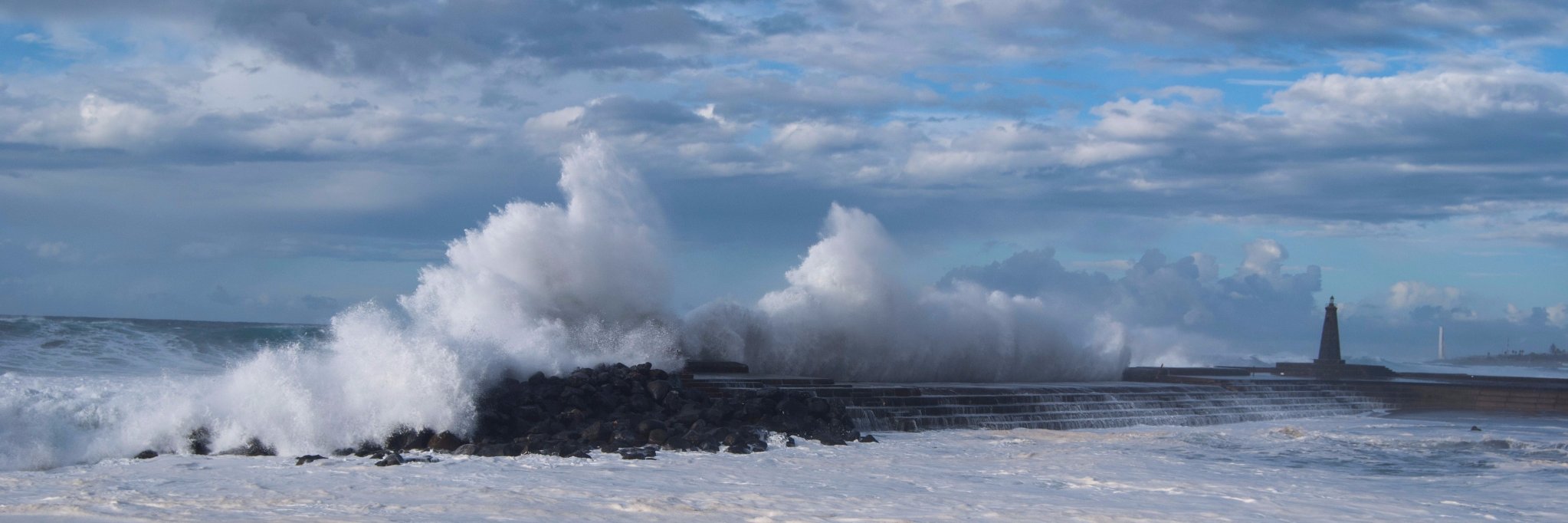 weatherchasing's profile banner image