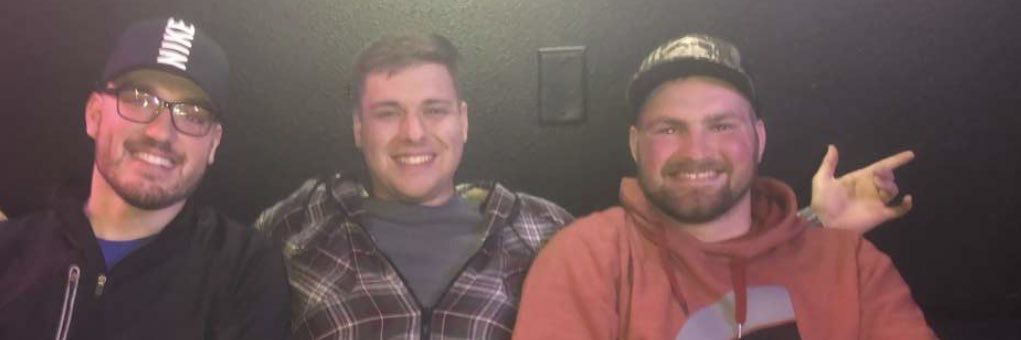 t_race43's profile banner image