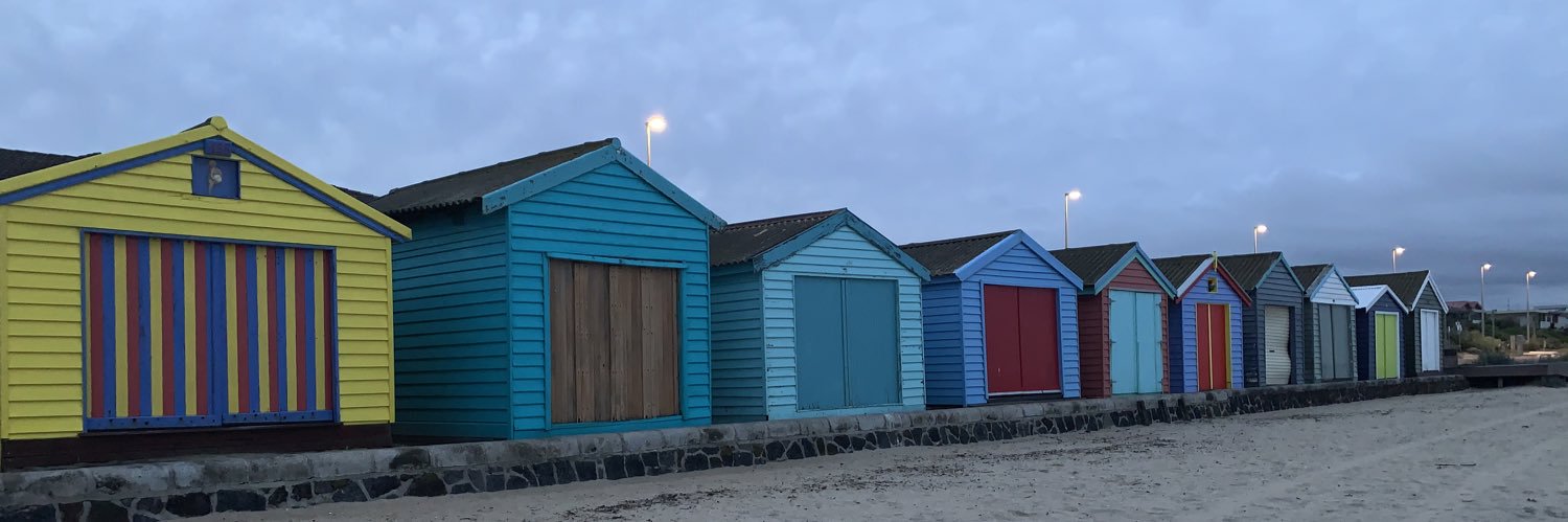 Clare McNally 🦦 banner