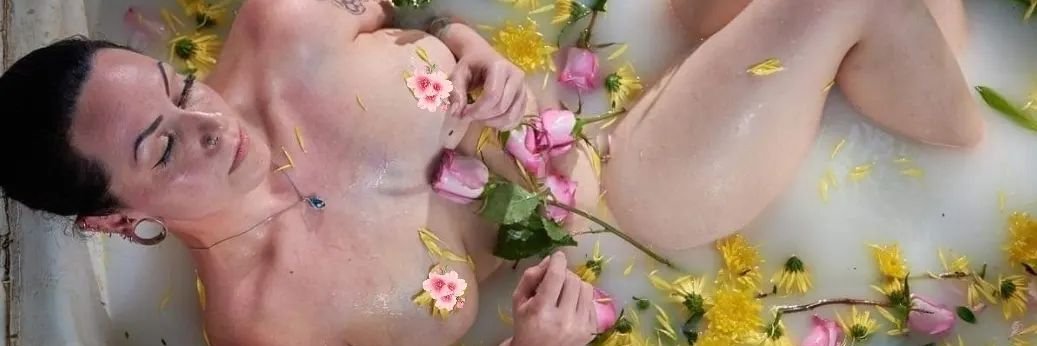 CandidsCamera's profile banner image