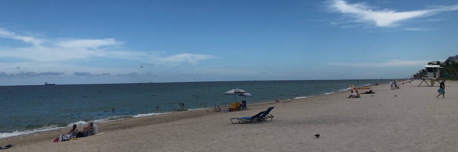 Victoria LEIGH 💙 banner