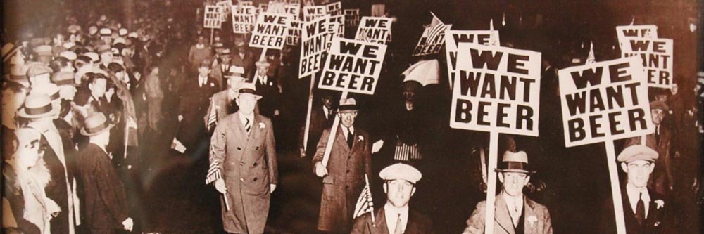 Huger Q 💚🔴🔶🔴💚 banner