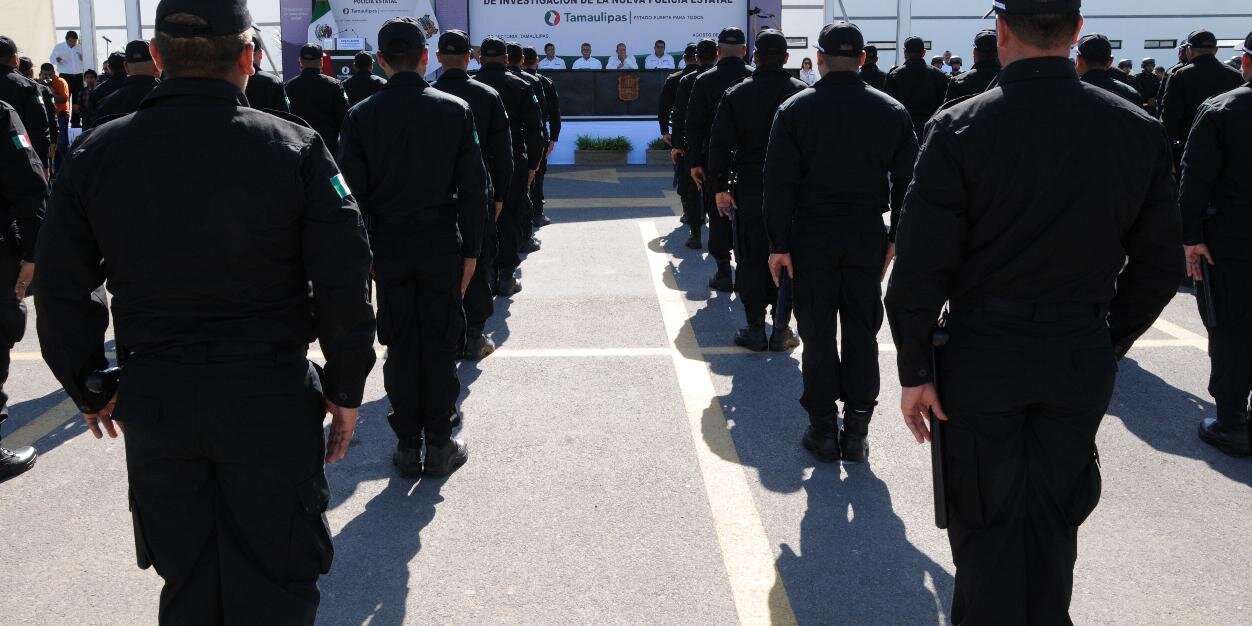 Héctor González banner