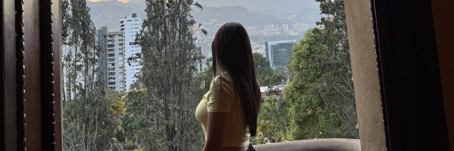 Aleforeroo's profile banner image