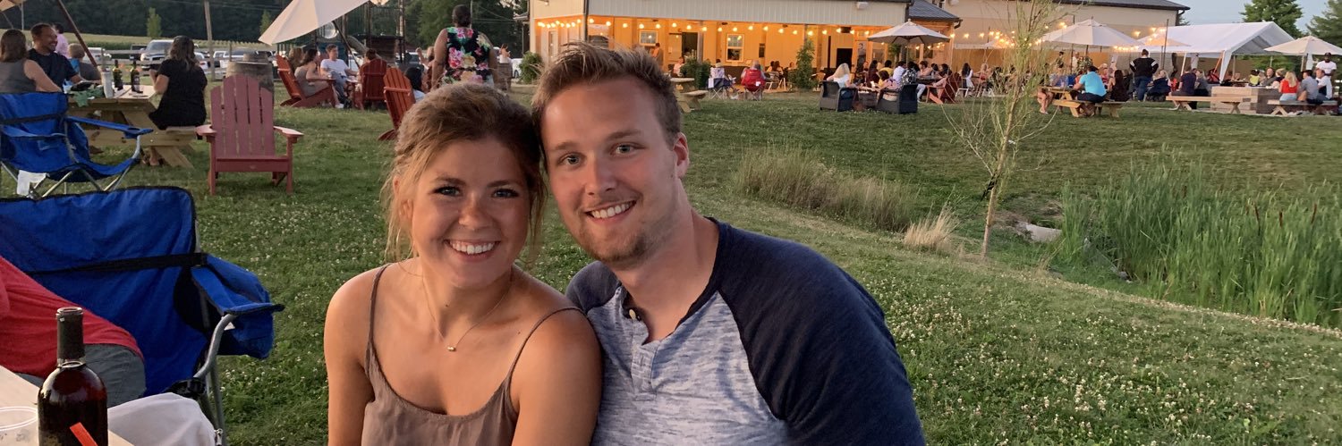 laurennhuser's profile banner image