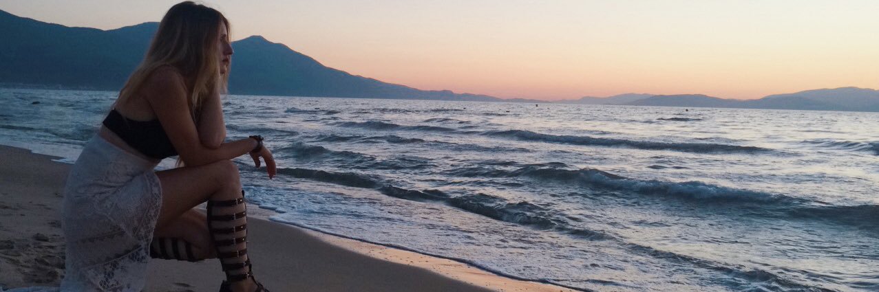 aybukeekutlu's profile banner image