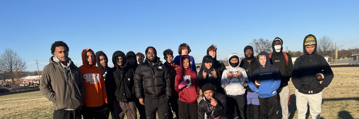 COACH_JUNIE . banner