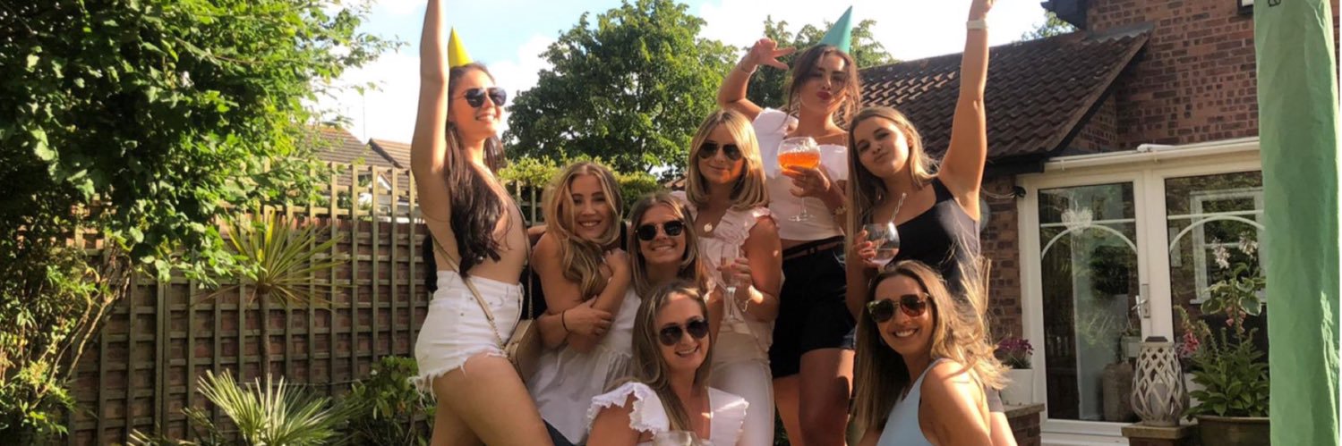 chlosanders_'s profile banner image