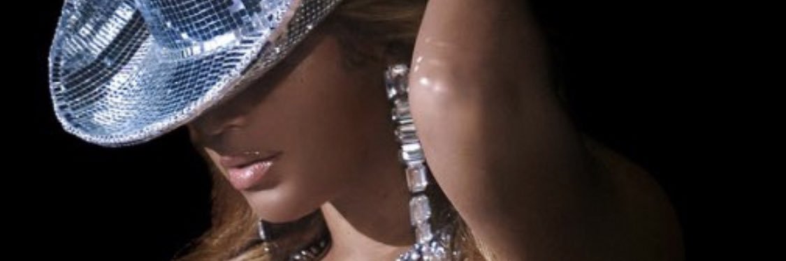 Raven Baxter 👁️🔮 banner