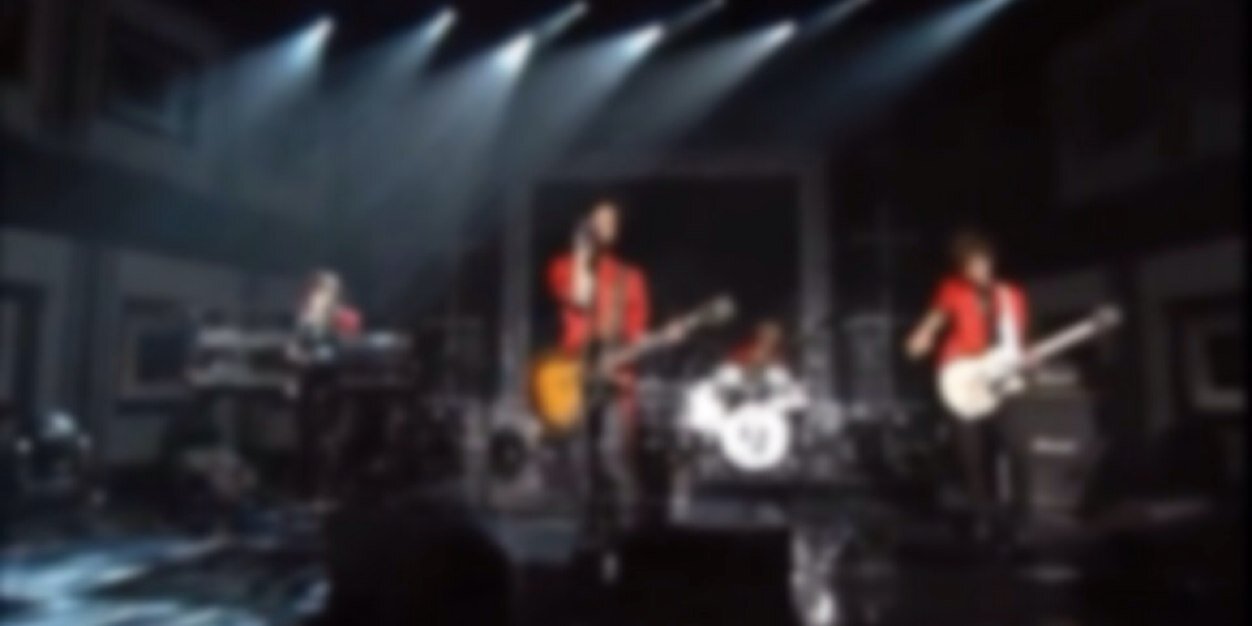 _____ll0ve's profile banner image