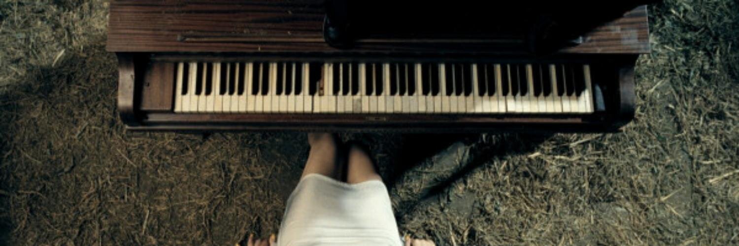 perfumedemujer_'s profile banner image