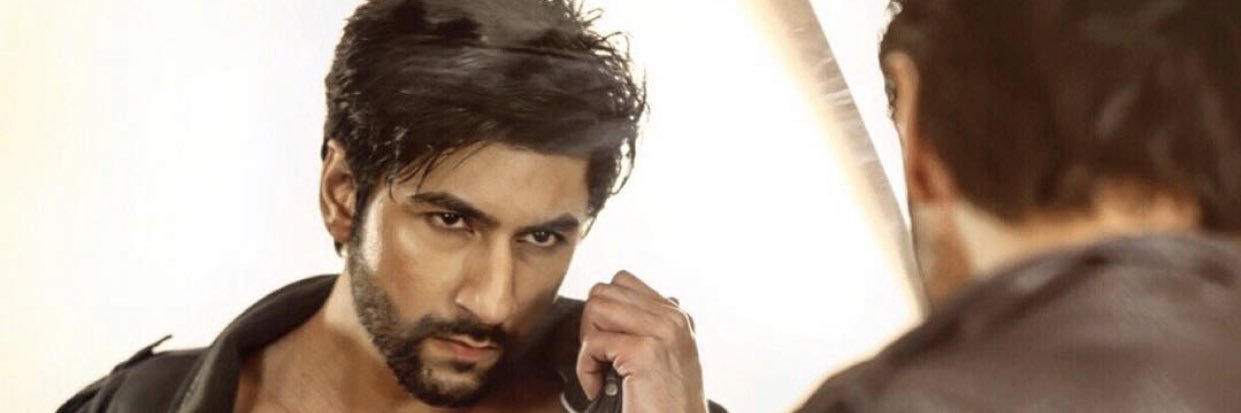 aansharora099's profile banner image