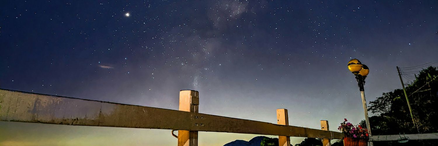 grida_19's profile banner image