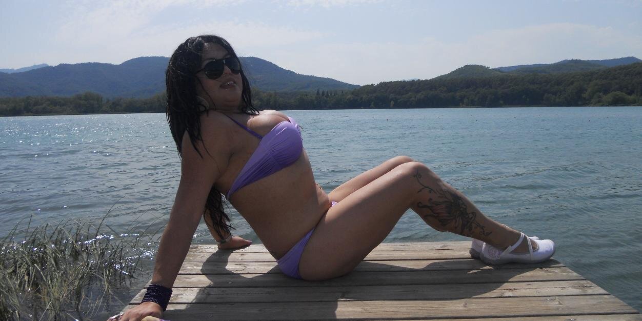 DeboritaPin's profile banner image