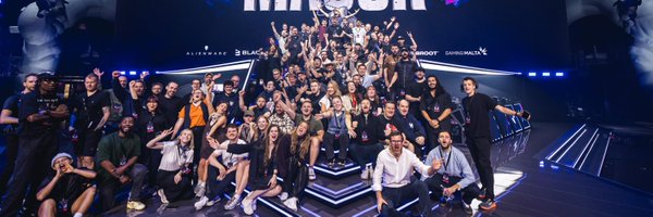 pinqucs Profile Banner