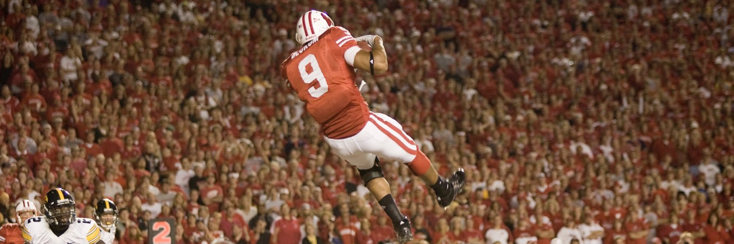 Travis Beckum banner