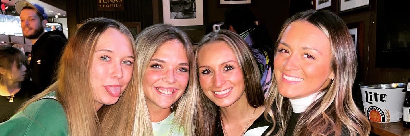 reannah54's profile banner image