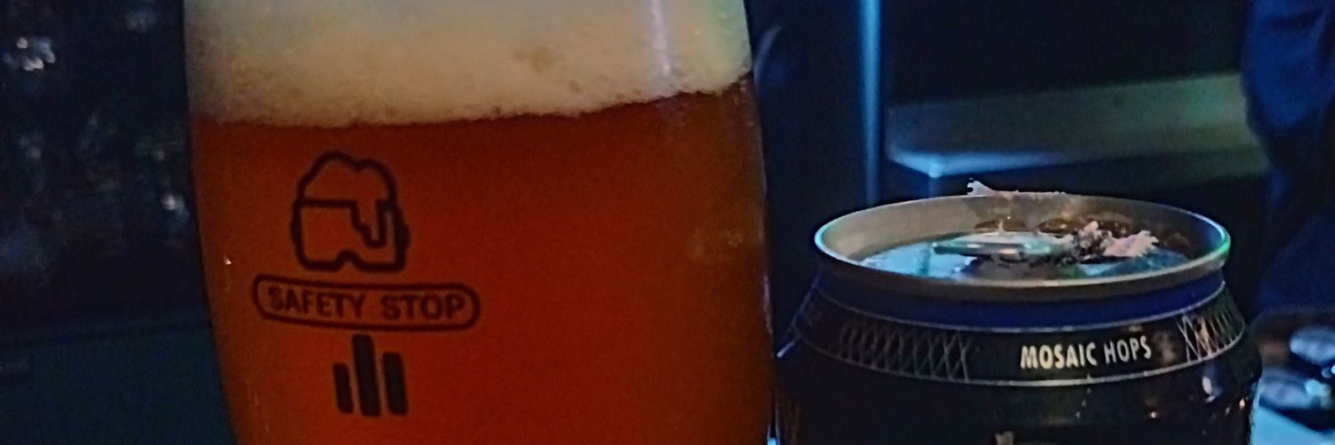 pruknoucha's profile banner image