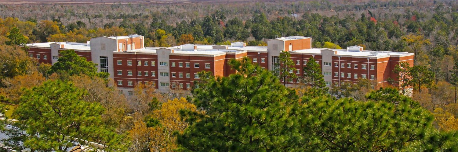 apenton's profile banner image