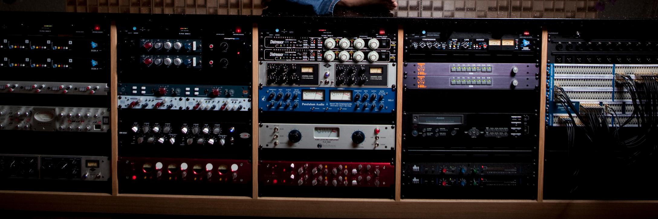 ohmhouse's profile banner image