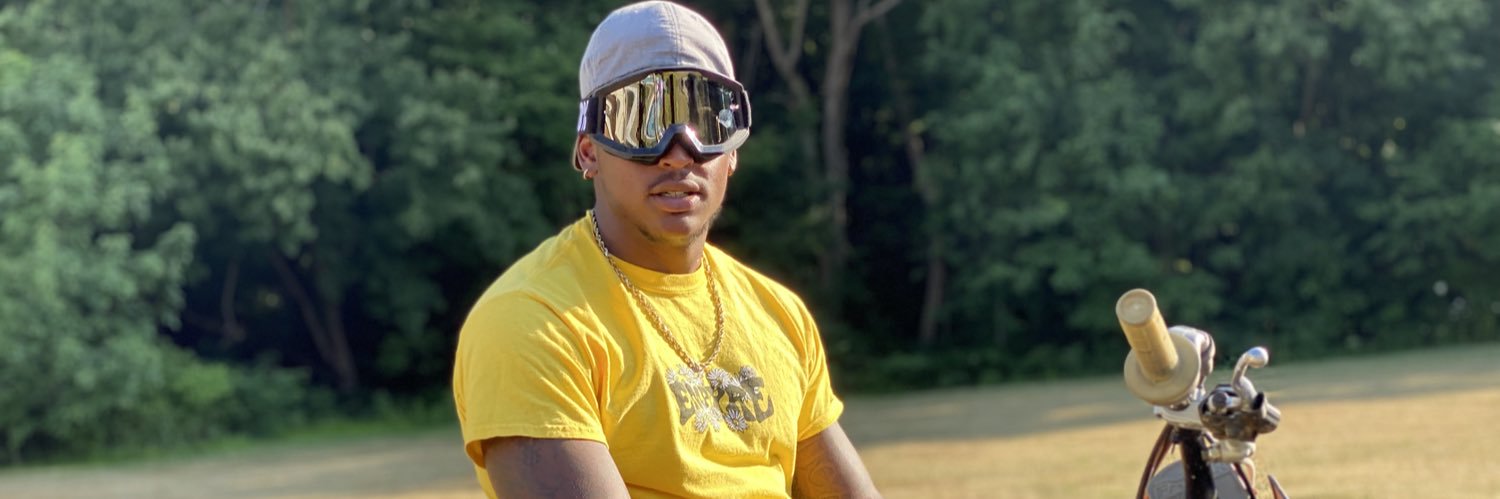 Devin Bush ll banner