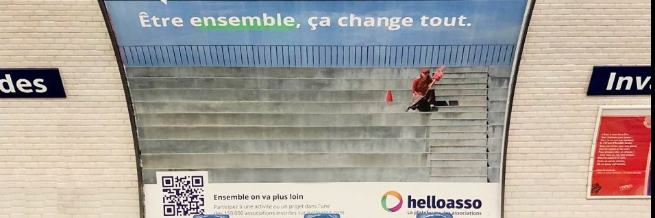Lea_Thom's profile banner image