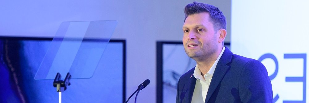 JonRComms's profile banner image