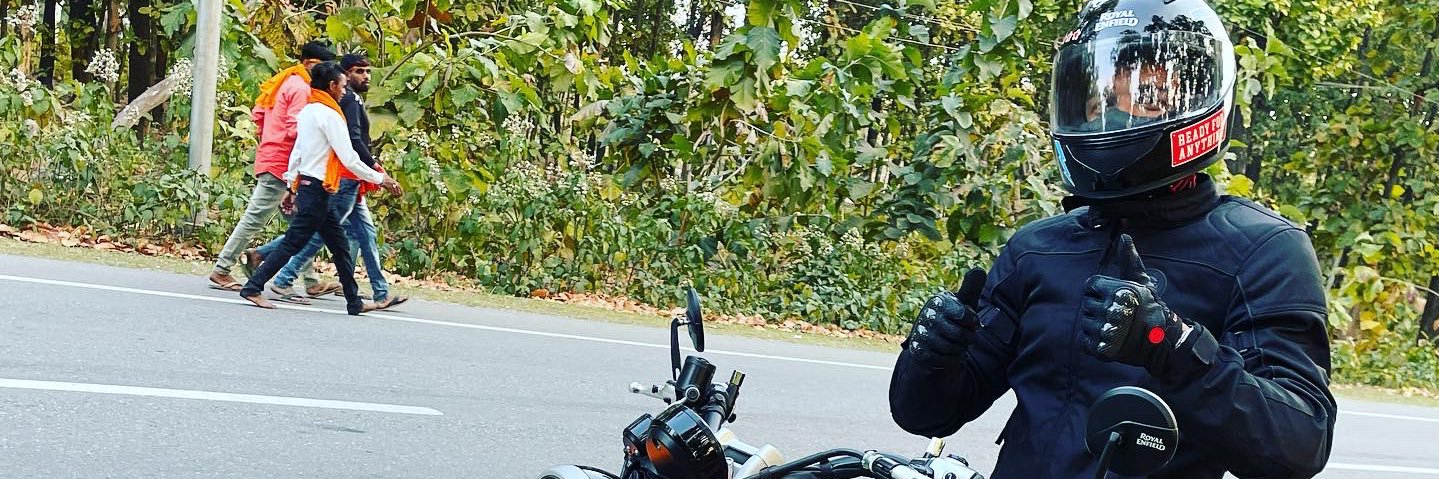 deveshthwal's profile banner image