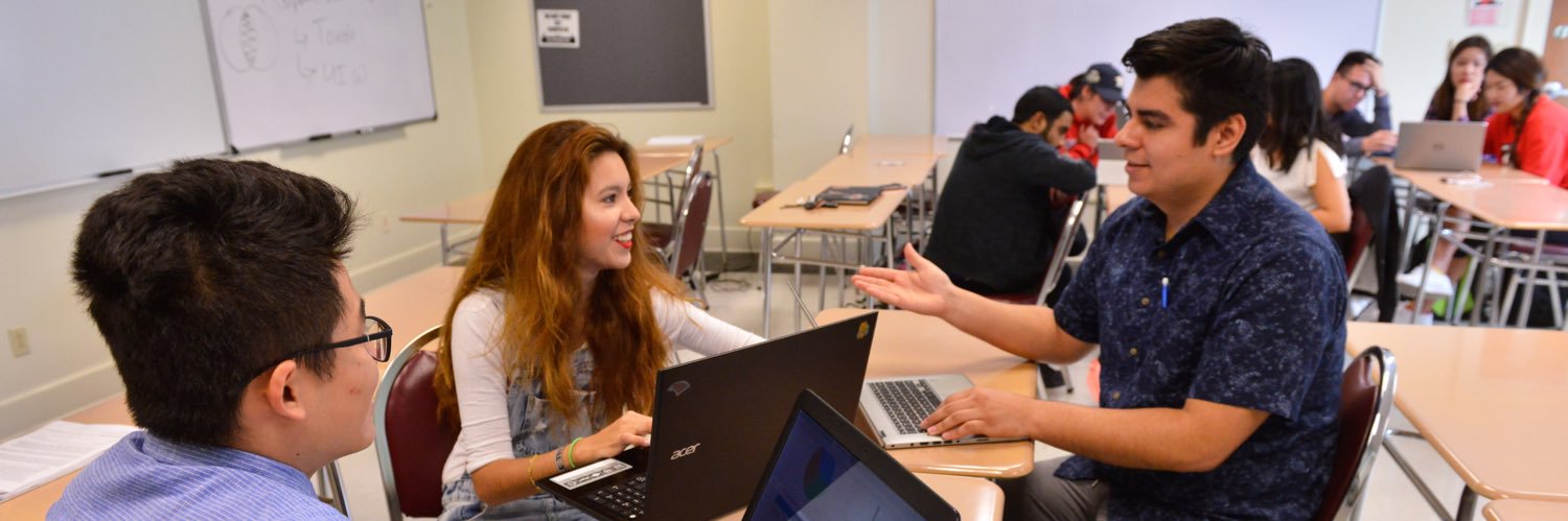 UIWbusiness's profile banner image