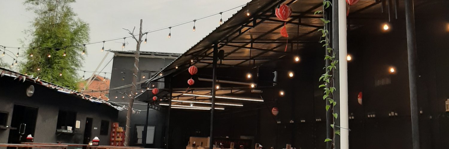 regi_lestari's profile banner image