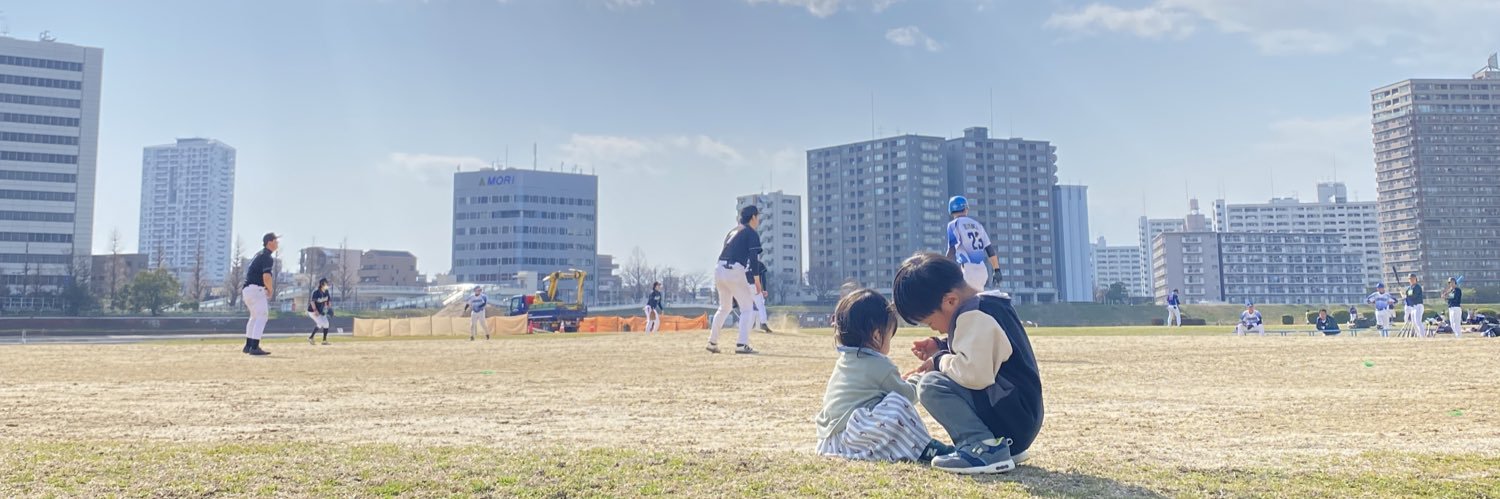 golchi___'s profile banner image
