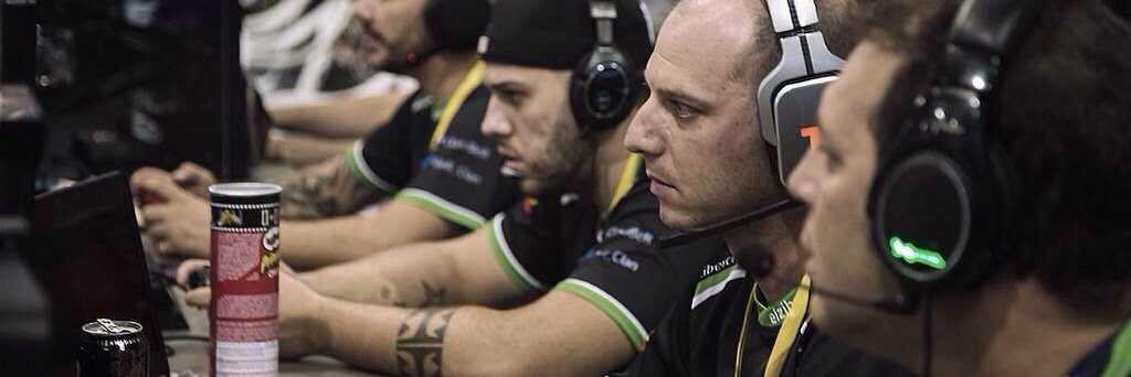 elziber's profile banner image