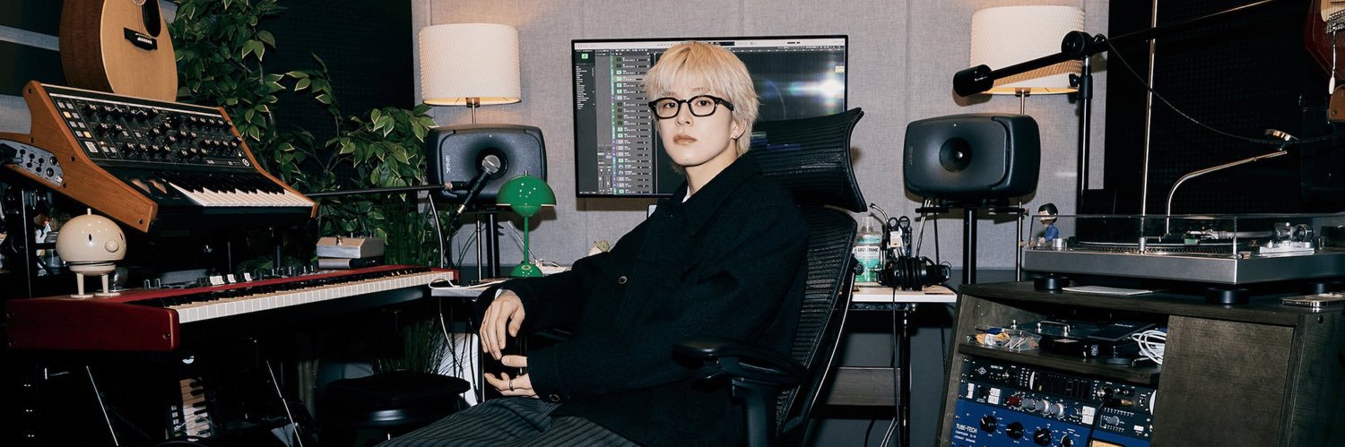 シ𝐁 banner