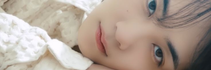 Băobèi kiss and stell ni Hannie 🐰🍓 banner