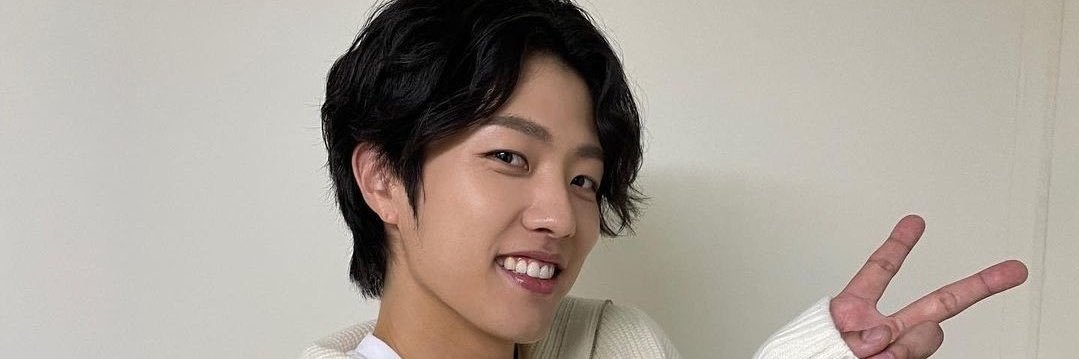 yeolmeanit's profile banner image