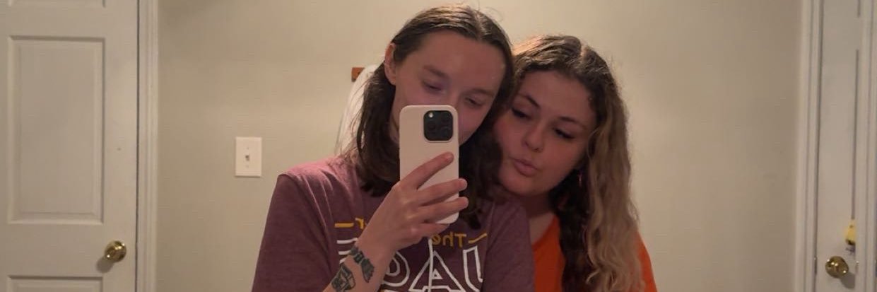 leahkmoore's profile banner image