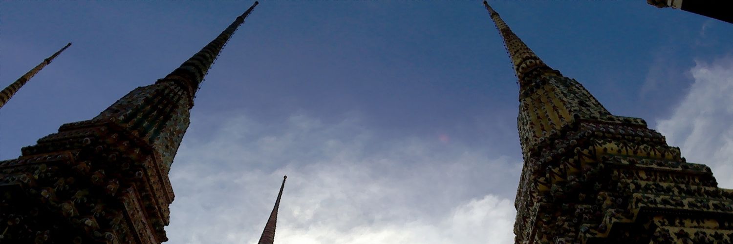 aresdella's profile banner image