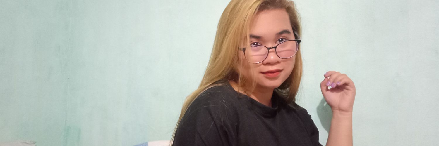 Poleeeeennn's profile banner image