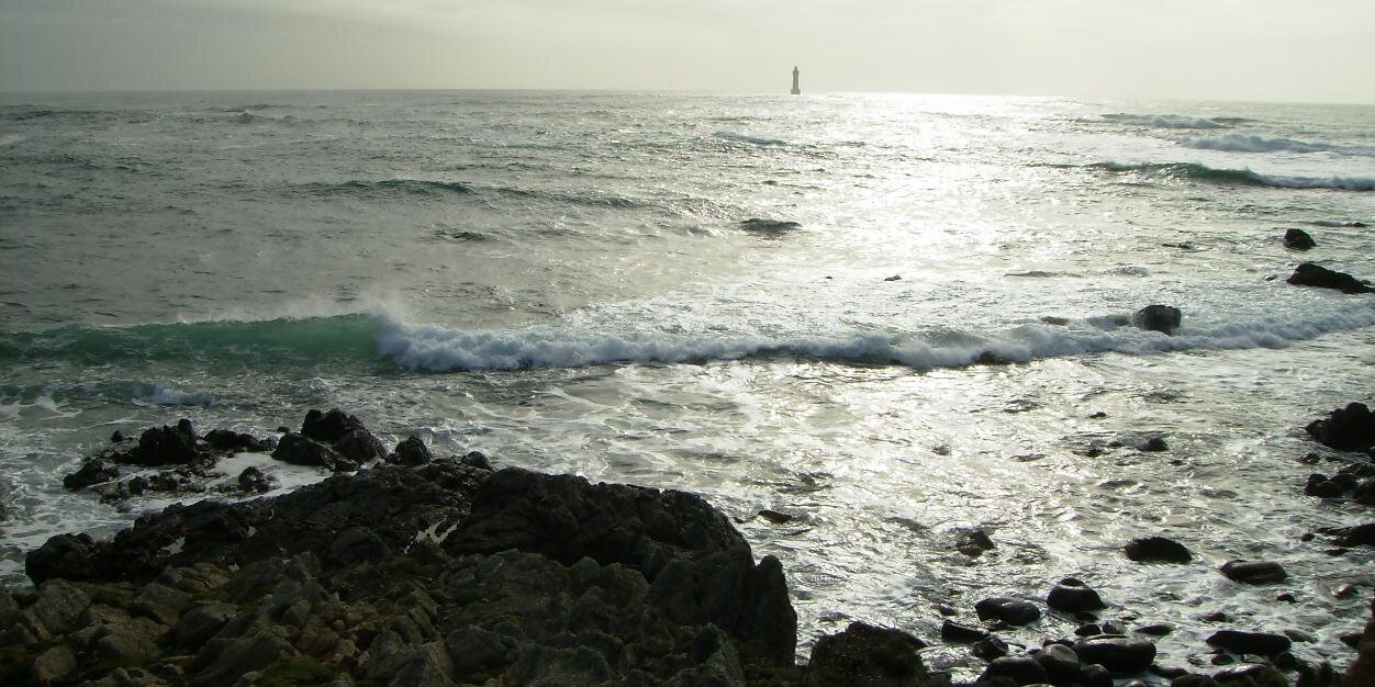 guilondine's profile banner image