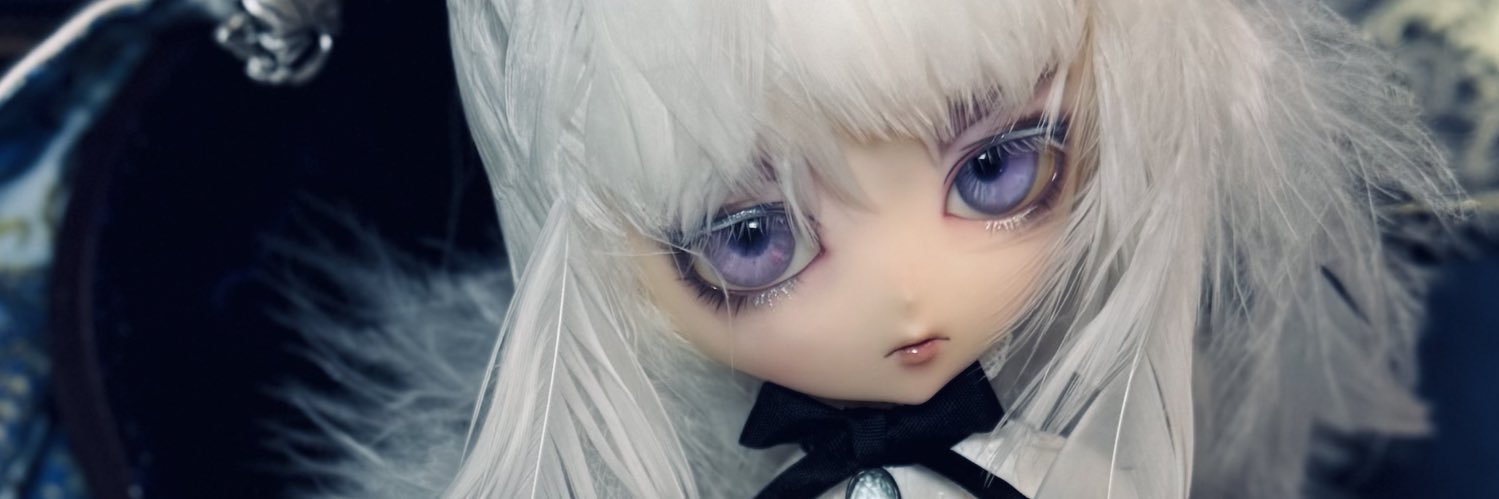 crown_moon's profile banner image