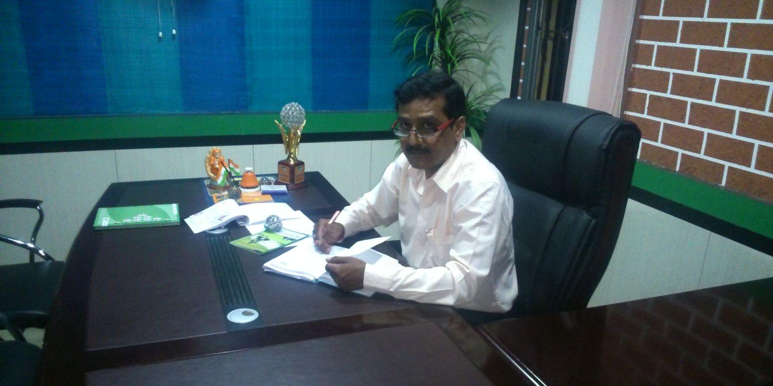 vnjohri's profile banner image