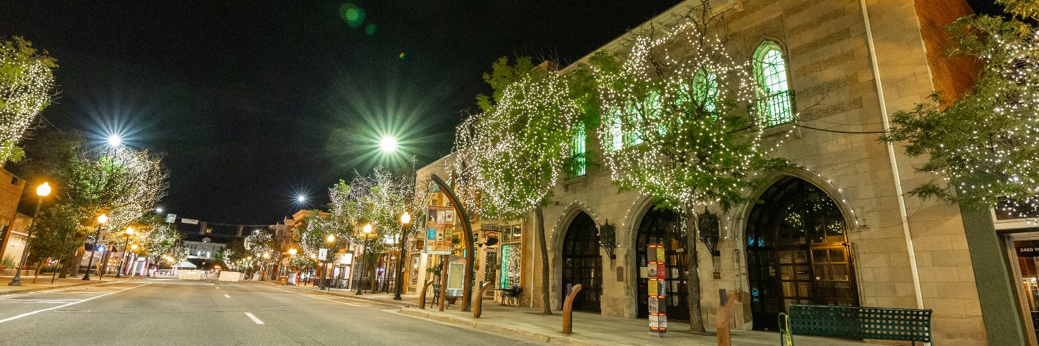 TownHallArtsCtr's profile banner image